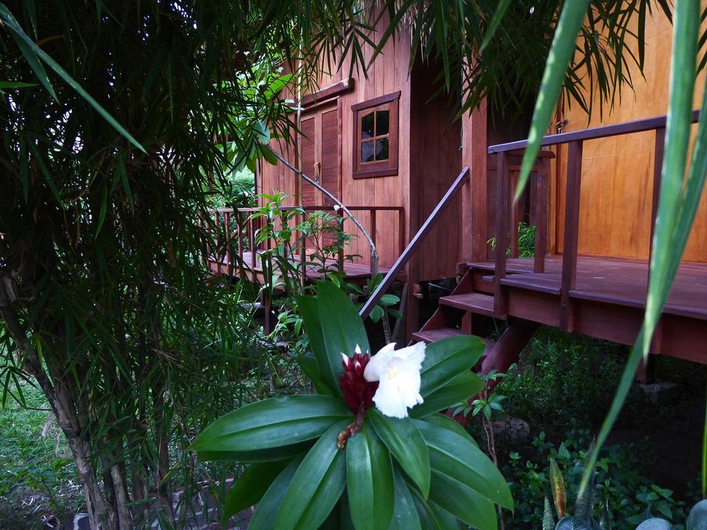 Shibui Garden Bungalows And Restaurant タンジュン エクステリア 写真