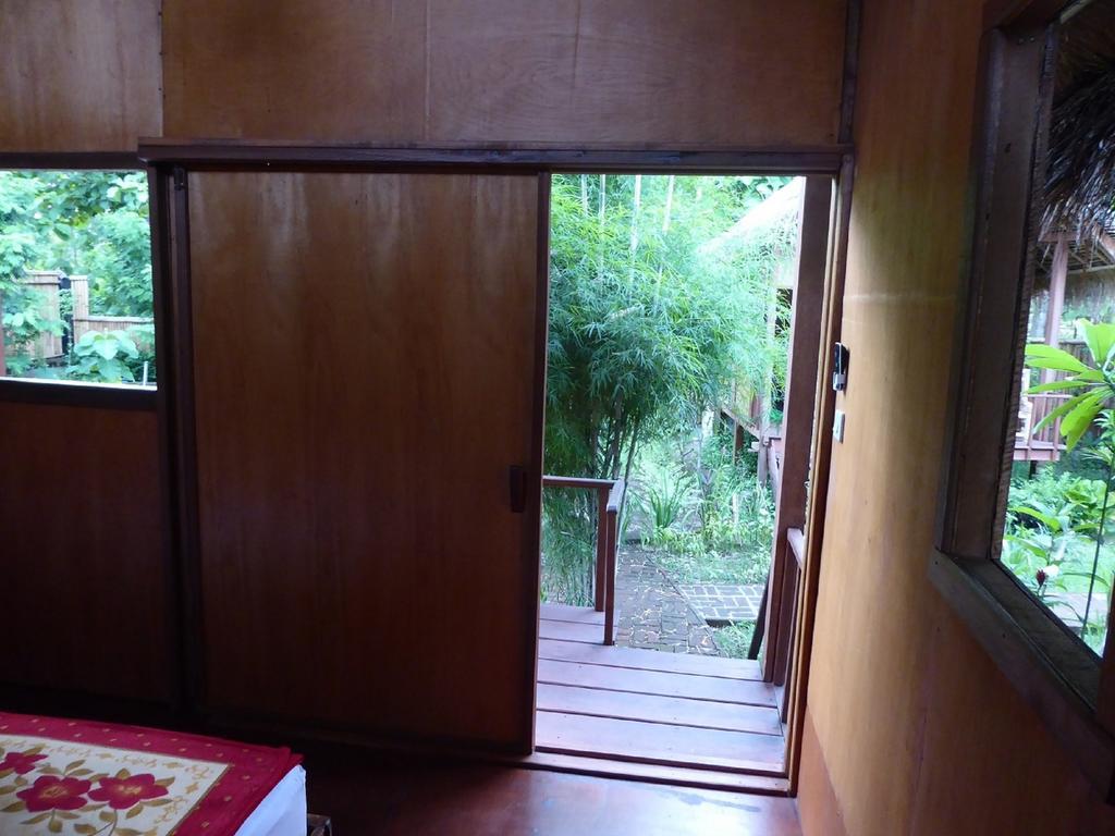 Shibui Garden Bungalows And Restaurant タンジュン エクステリア 写真