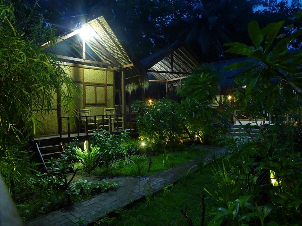 Shibui Garden Bungalows And Restaurant タンジュン エクステリア 写真